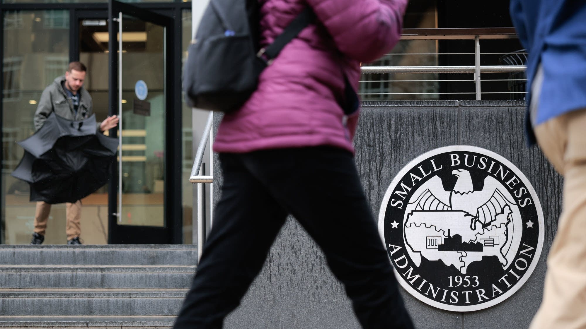 Featured image for SBA suspends nearly 7,000 Minnesota borrowers over COVID relief fraud