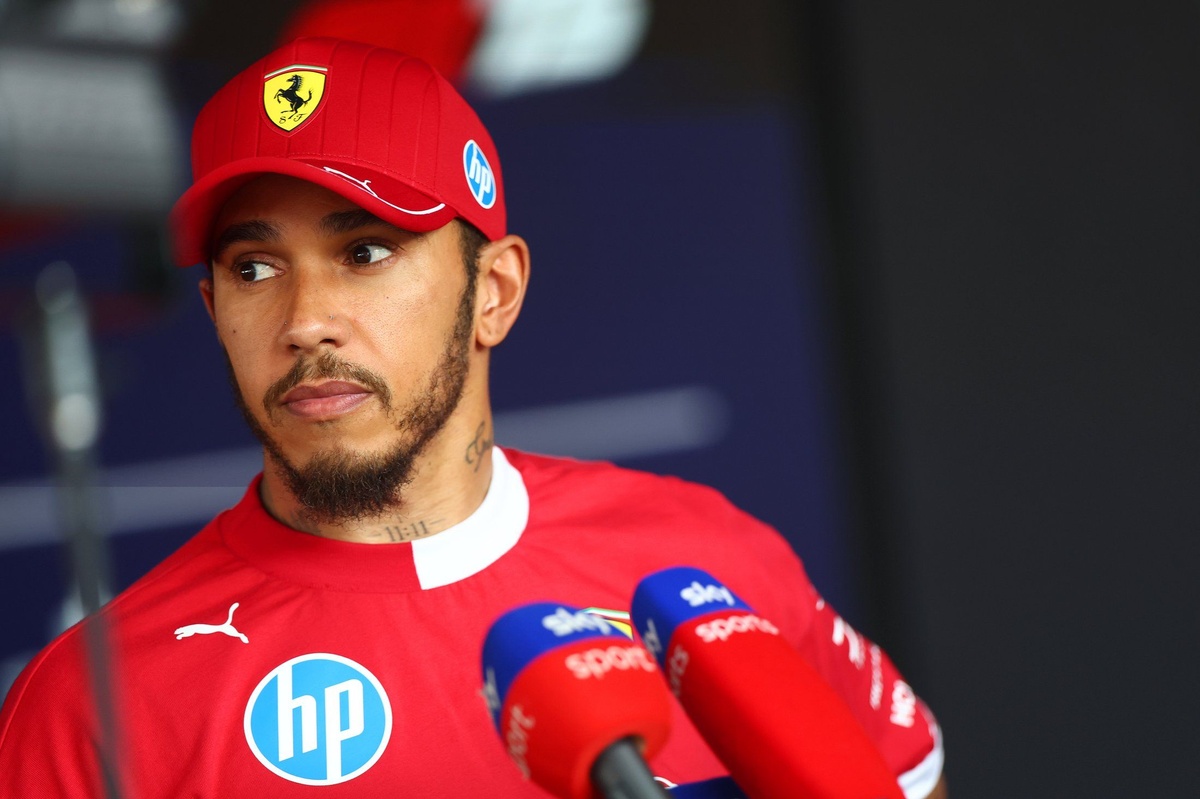 Featured image for Lewis Hamilton Criticizes Ferrari Driver Changes Amidst Hungarian GP Challenges