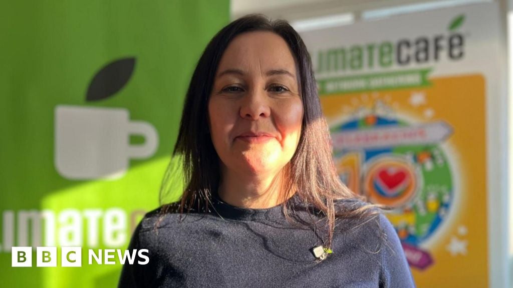 Featured image for Café Sparks Climate Movement Over Tea