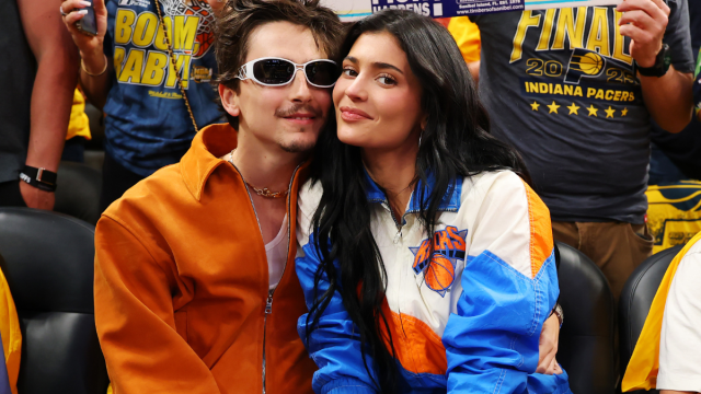 Featured image for Timothée Chalamet and Kylie Jenner's Relationship Faces Rumors and Revelations