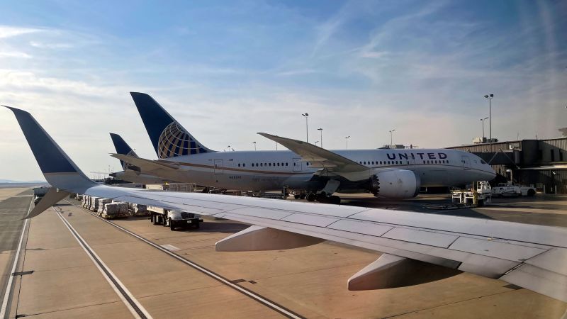 Featured image for United Airlines Flight Declares Mayday After Engine Failure