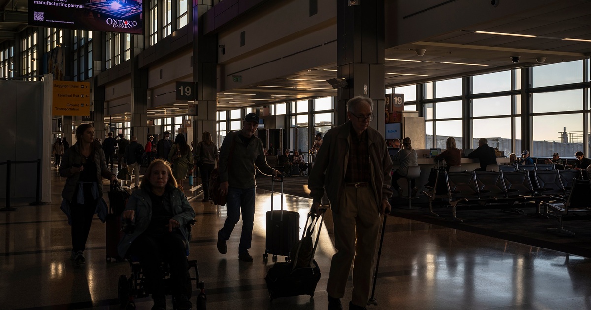Featured image for US Airports Refuse to Air DHS Video Blaming Democrats for Shutdown