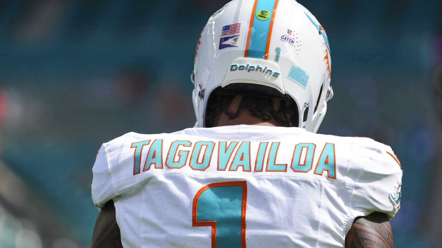 Featured image for Tua's Apology Sparks Questions About Dolphins' Team Dynamics