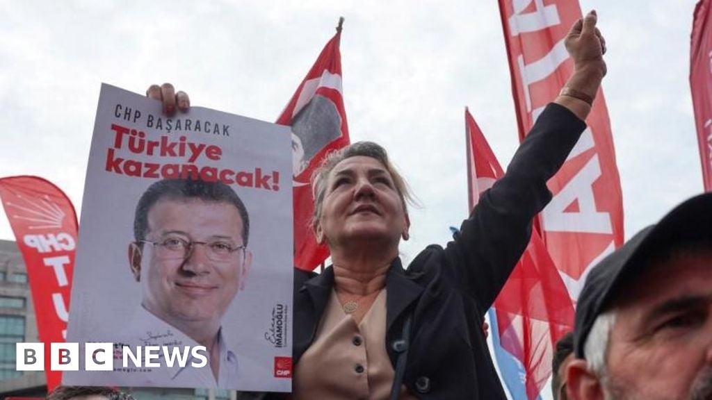 Featured image for Turkey seeks over 2,000 years in prison for Istanbul's opposition mayor