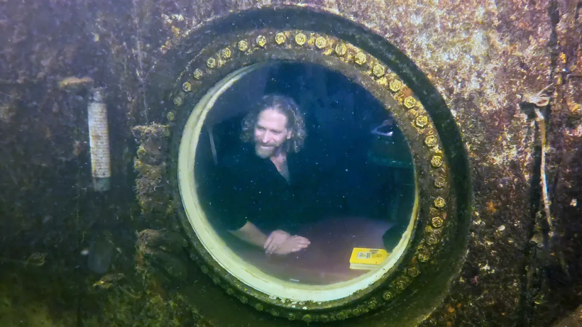 Featured image for "US Man Shatters Record for Living Underwater in Florida"