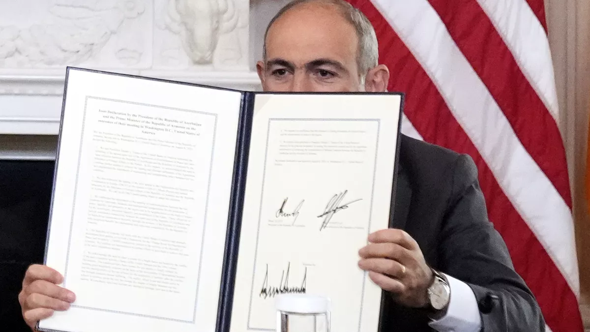 Featured image for Global Leaders Celebrate Armenia-Azerbaijan Peace Agreement