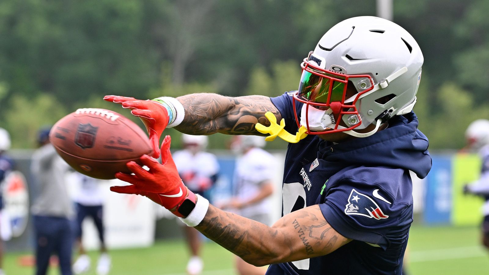 Featured image for Patriots' Christian Gonzalez Returns to Practice Amid Injury Concerns