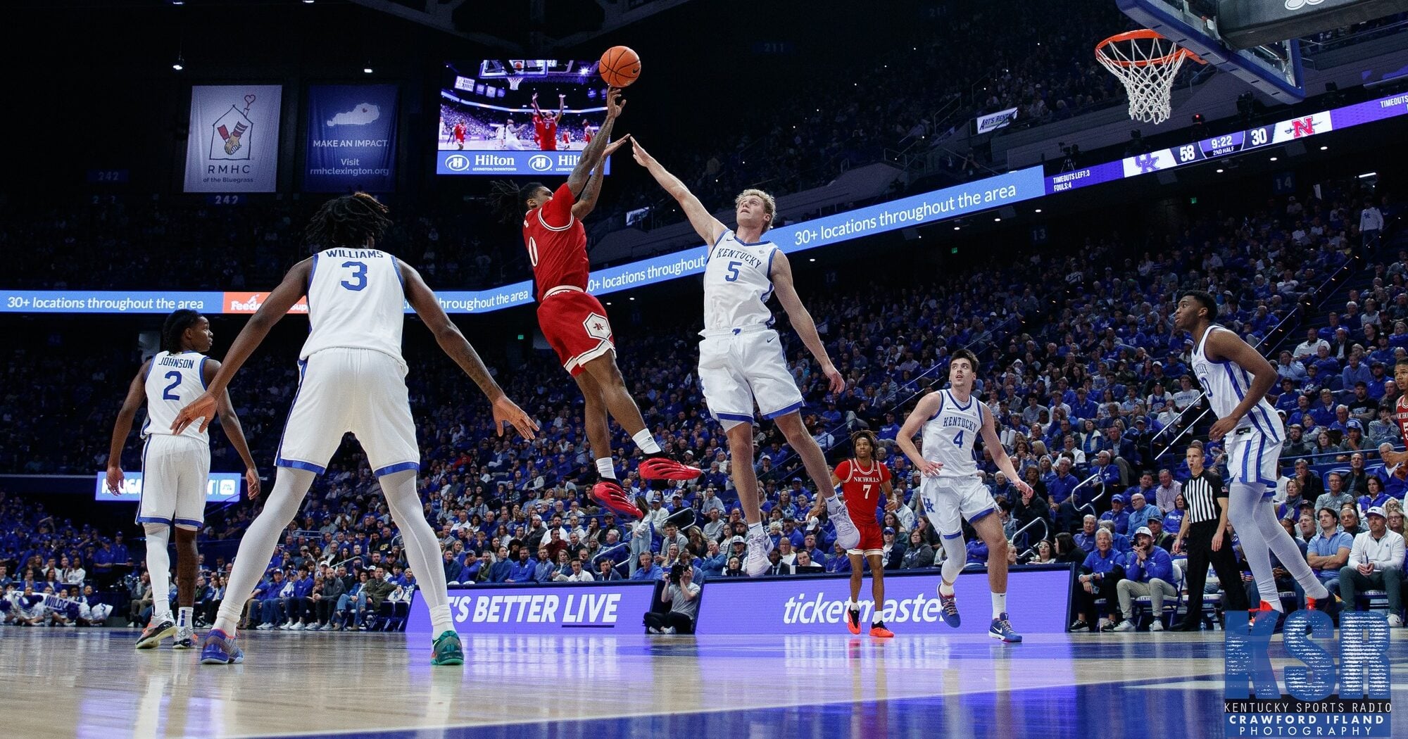 Featured image for Kentucky Opens Season with Win and Highlights, Including Lil Wayne's Message