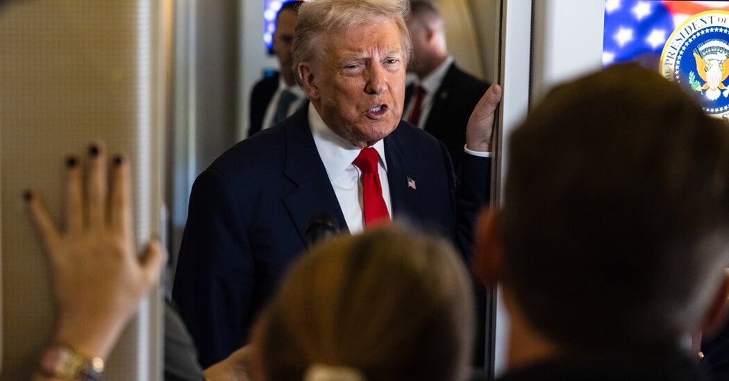 Featured image for Trump Endorses Cuomo for NYC Mayor Amid Funding Threats