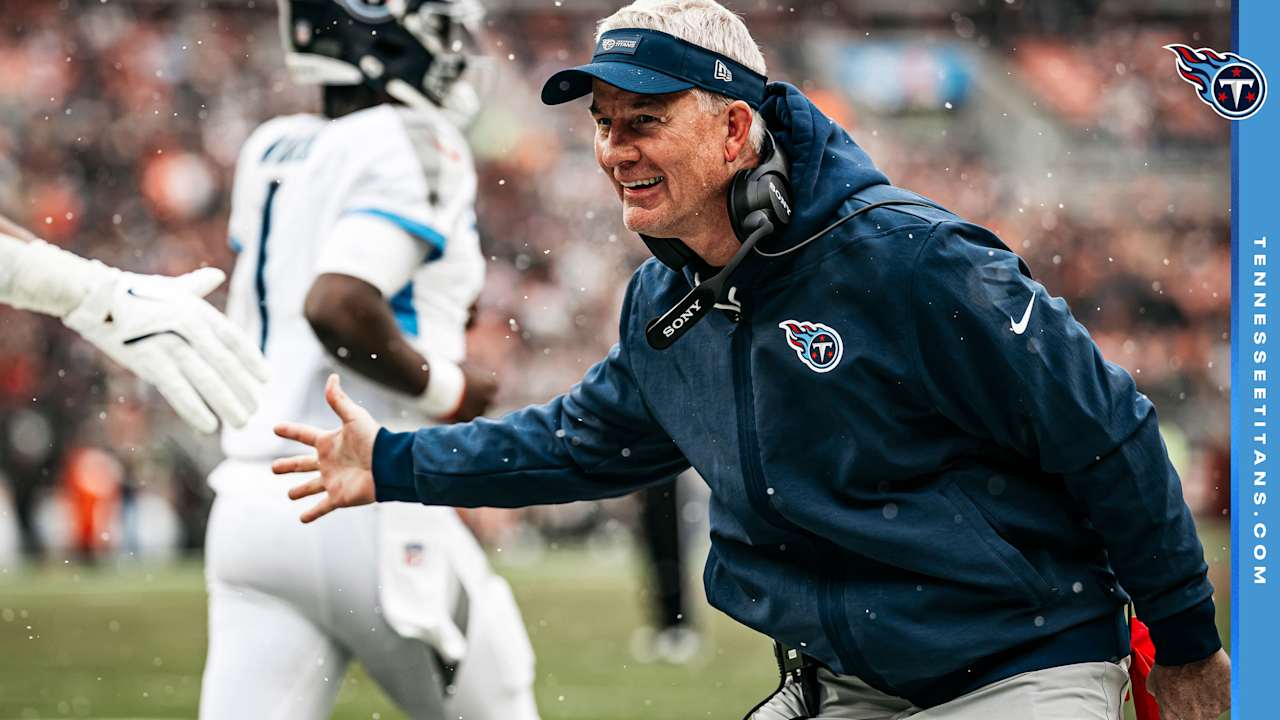 Featured image for Titans Extend Gratitude to Interim Coach Mike McCoy Amid Coaching Search