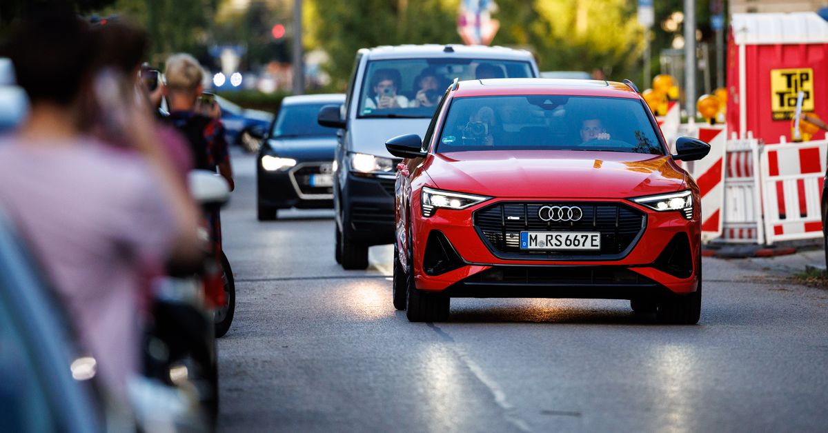 Featured image for Bayern Munich's Strategic Signings and Liverpool's Transfer Developments