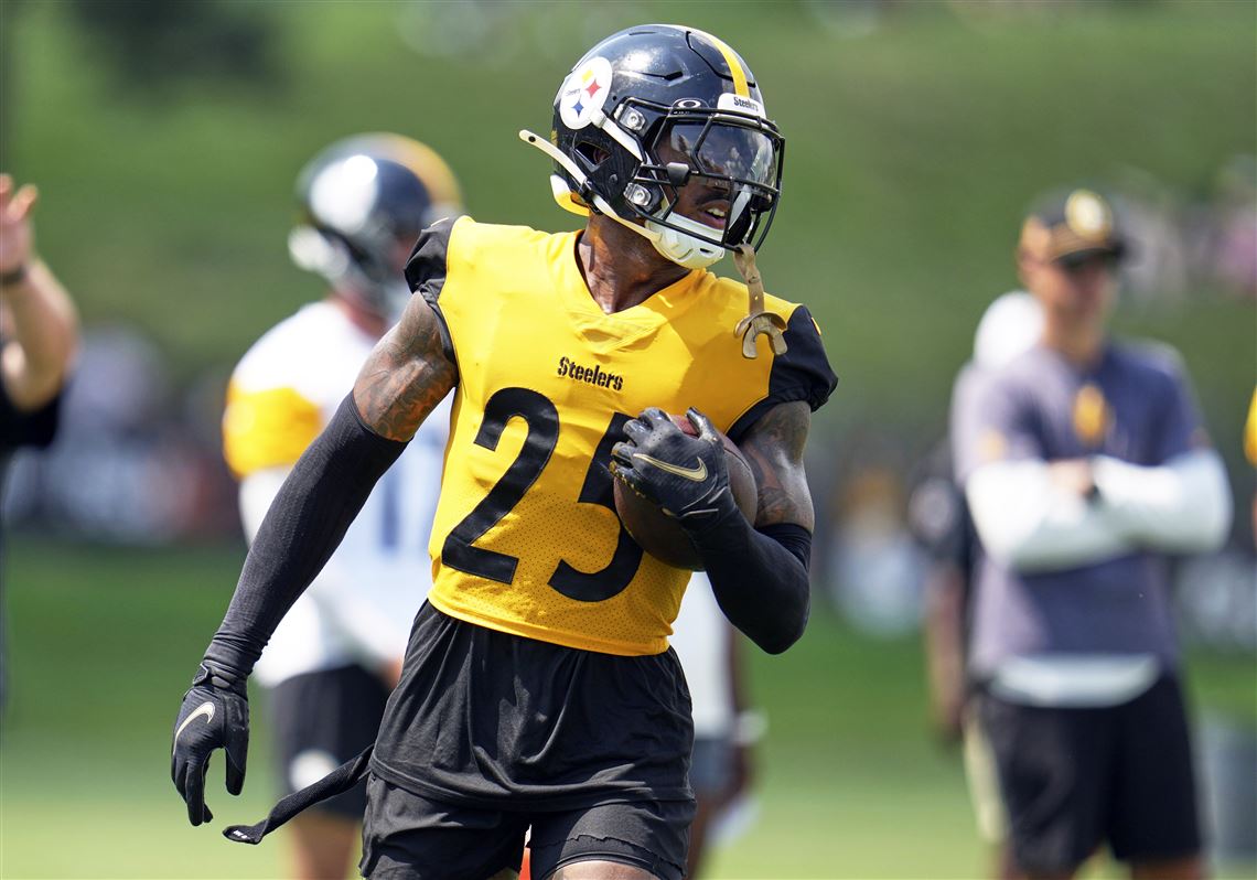 Featured image for Steelers Training Camp Updates: Key Battles, Practice Changes, and Offense Concerns