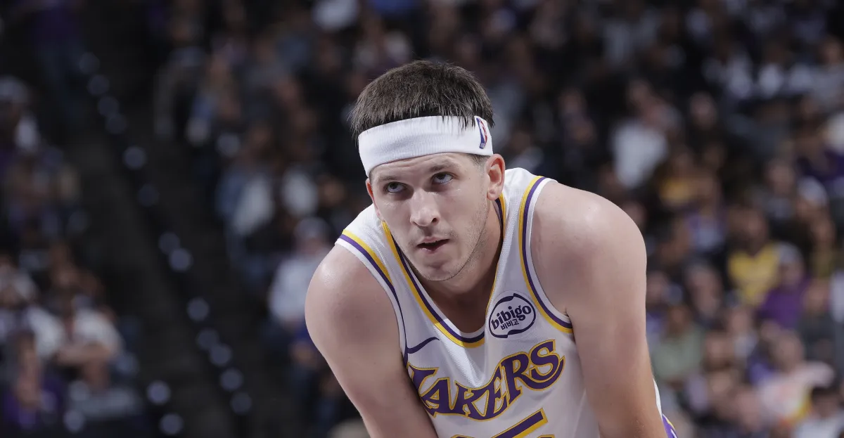 Featured image for Austin Reaves scores career-high 51 points to lead Lakers past Kings