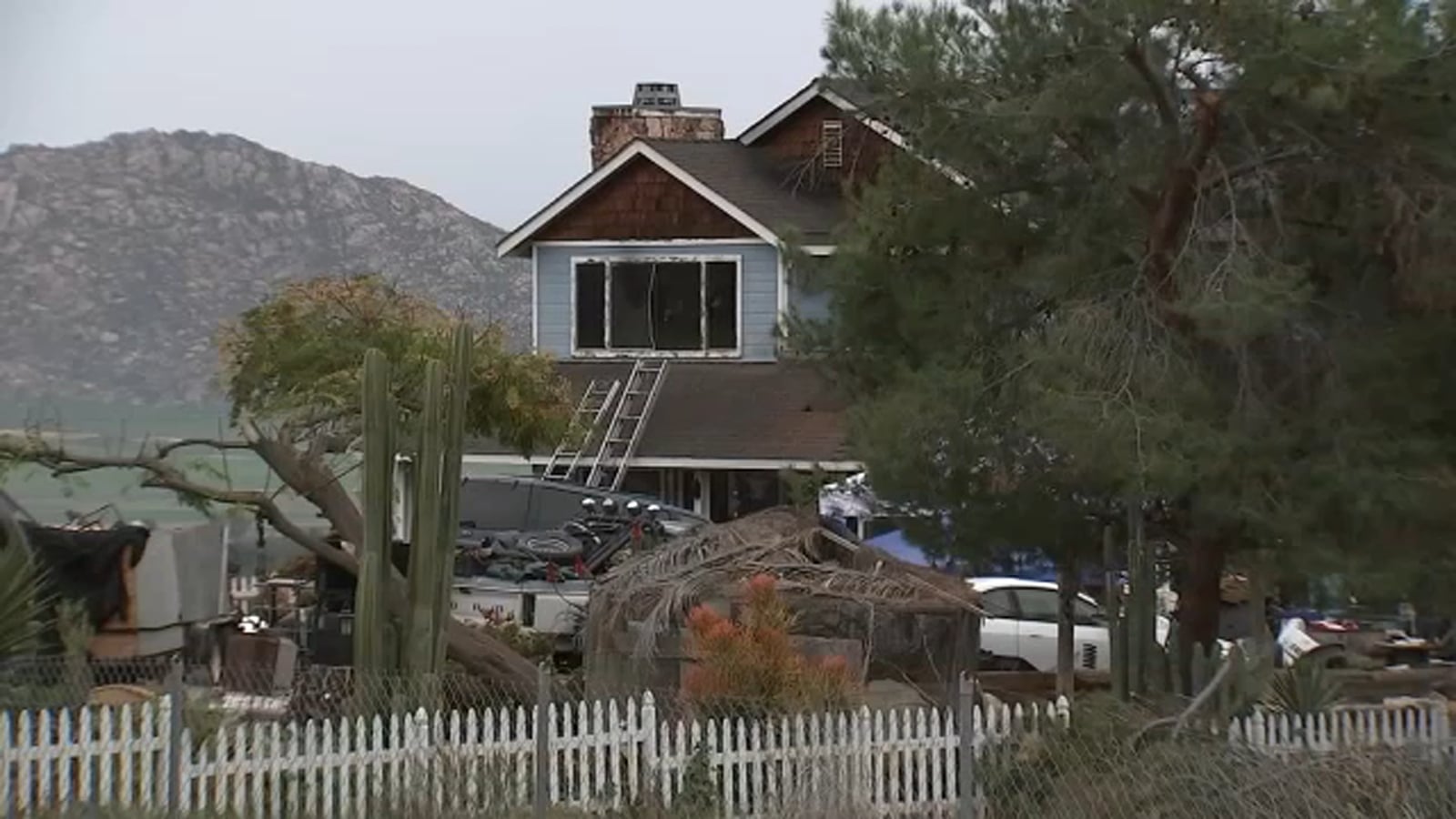 Featured image for Cal Fire firefighter dies during house fire in Riverside County