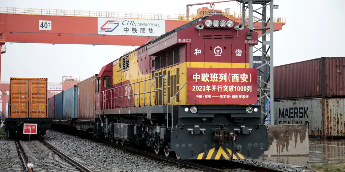 Featured image for Ukraine's Secret Services Target Russian Rail Link in Explosive Attacks