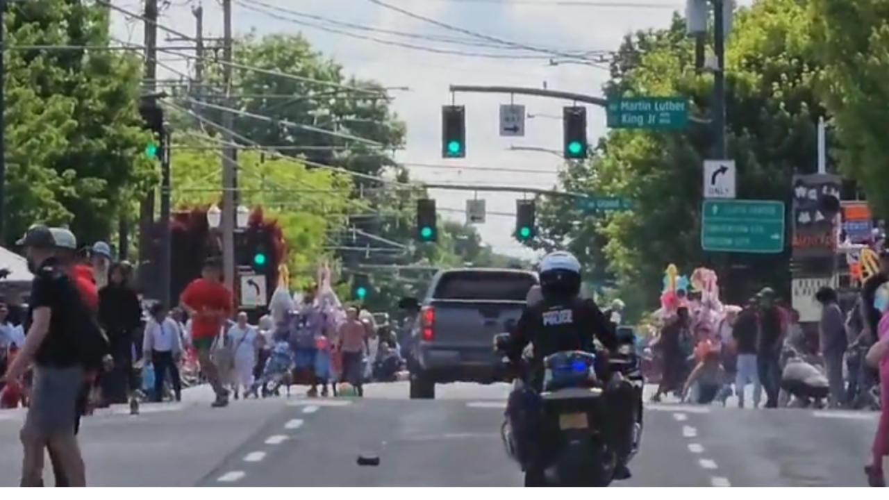 Truck Driver Causes Chaos at Portland's Grand Floral Parade.