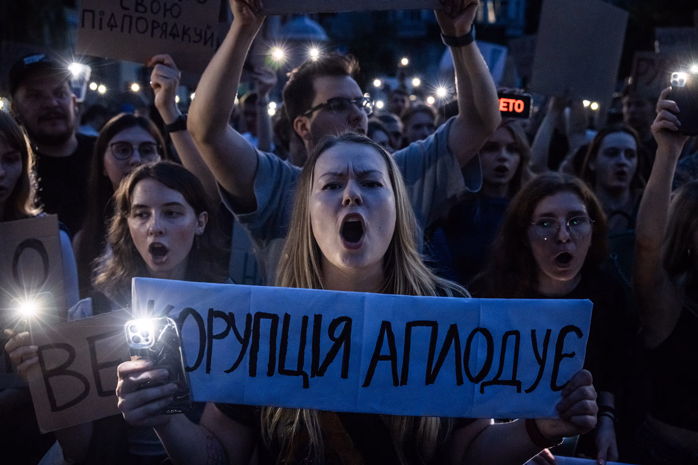Featured image for Ukrainian protests erupt over Zelensky's anti-corruption measures