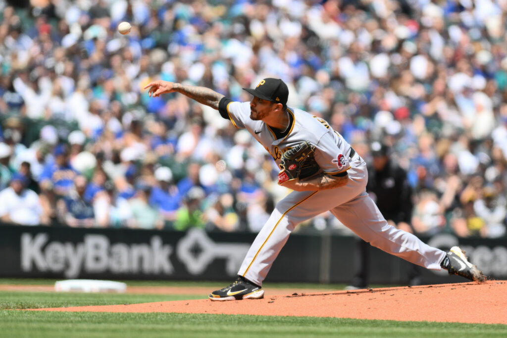 Featured image for Vince Velasquez Signs with KBO's Lotte Giants