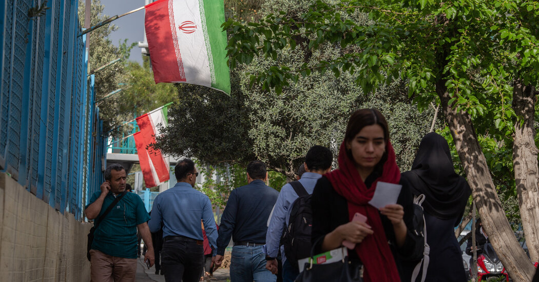 Featured image for U.S. and Iran Engage in Tense Nuclear Negotiations Amid Enrichment Disputes