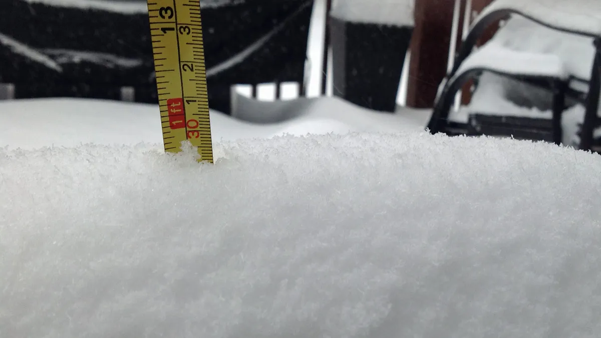 Featured image for Heavy Snow and Winter Storm Warnings for Chicago and Surrounding Areas