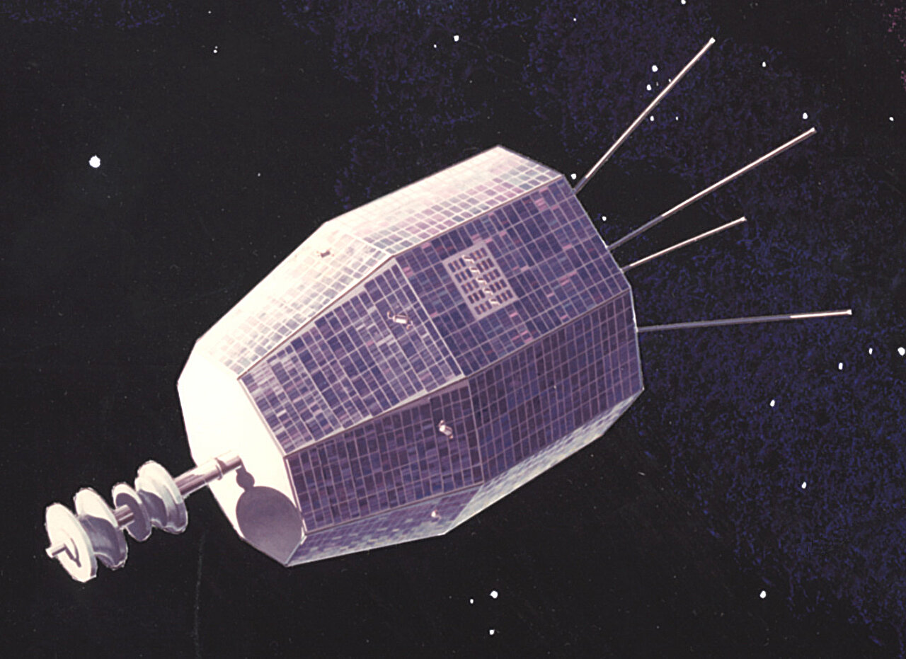 Featured image for Decades-Old NASA Satellite Emits Unexpected Powerful Signal