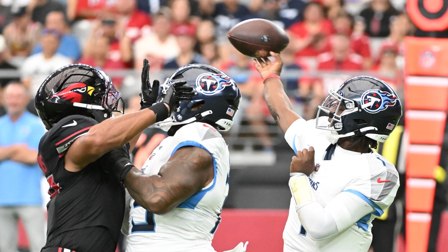 Featured image for Titans rally to beat Cardinals 22-21 after Demercado's costly mistake