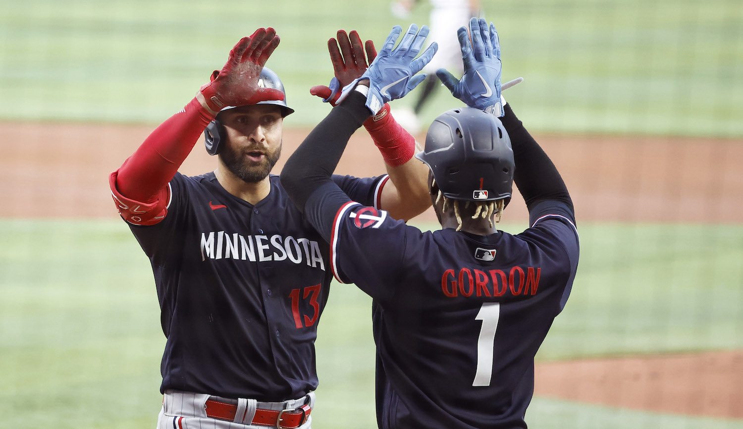 Featured image for "Twins Dominate Marlins with 11-1 Victory and 4 Home Runs"