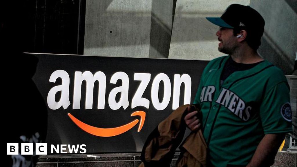 Featured image for Amazon to Cut Up to 30,000 Corporate Jobs in Major Restructuring