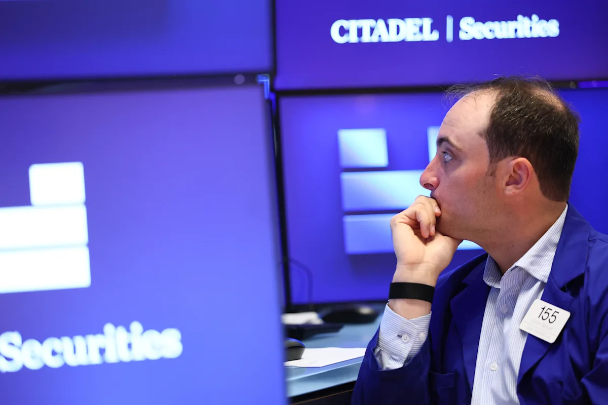 Featured image for Stock Market Faces Mixed Results Amid Tax Legislation and Tech Stock Fluctuations