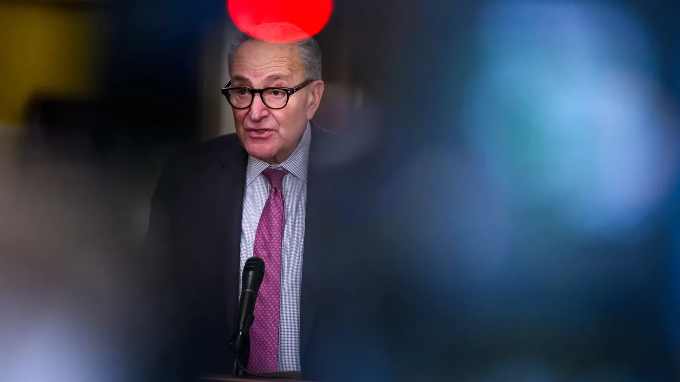 Featured image for Democrats Criticize Schumer Amid Shutdown Deal Controversy