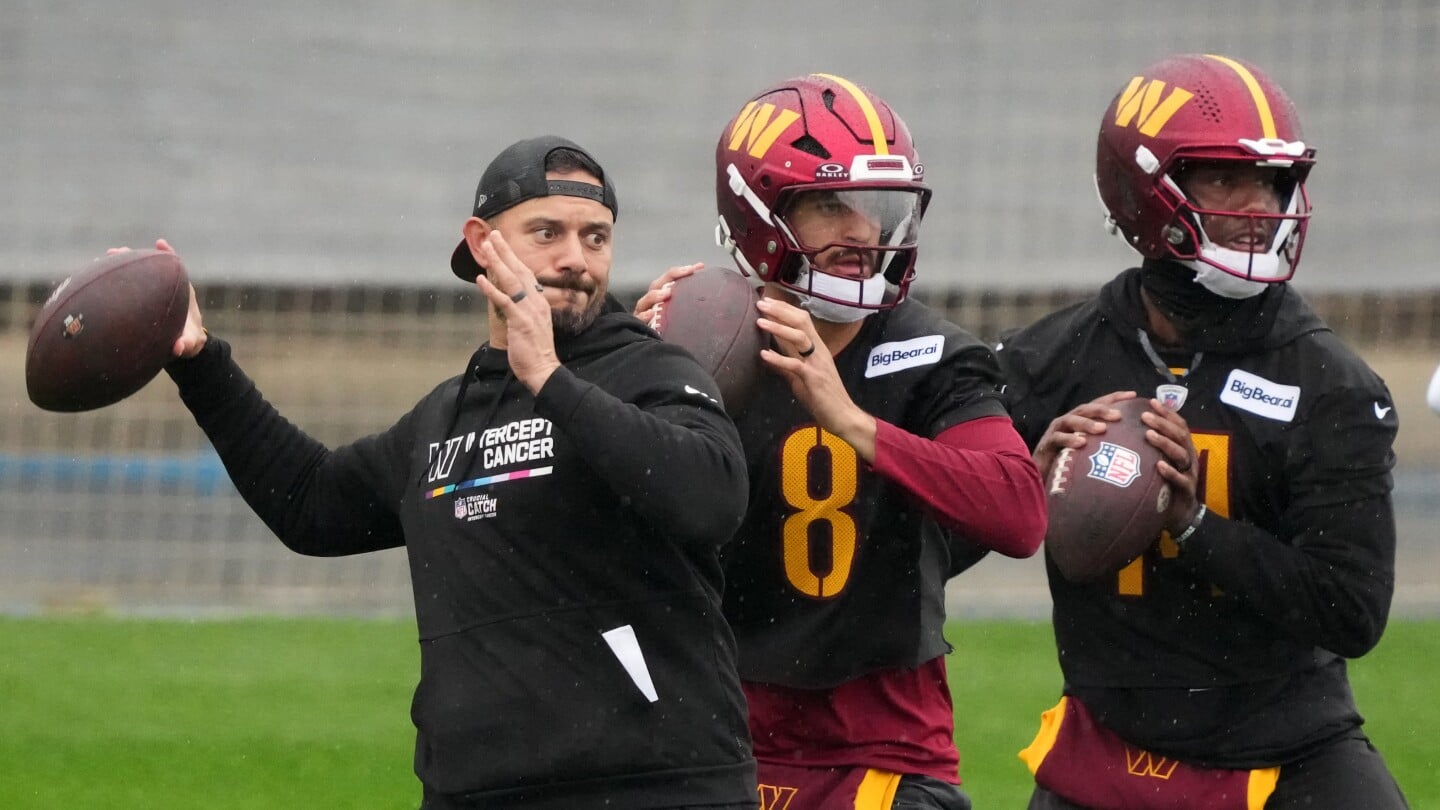 Featured image for Commanders promote David Blough to offensive coordinator