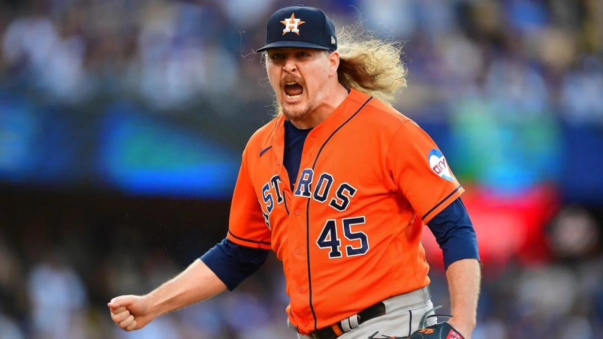 Featured image for Controversial balk call leads to Dodgers' victory over Astros.