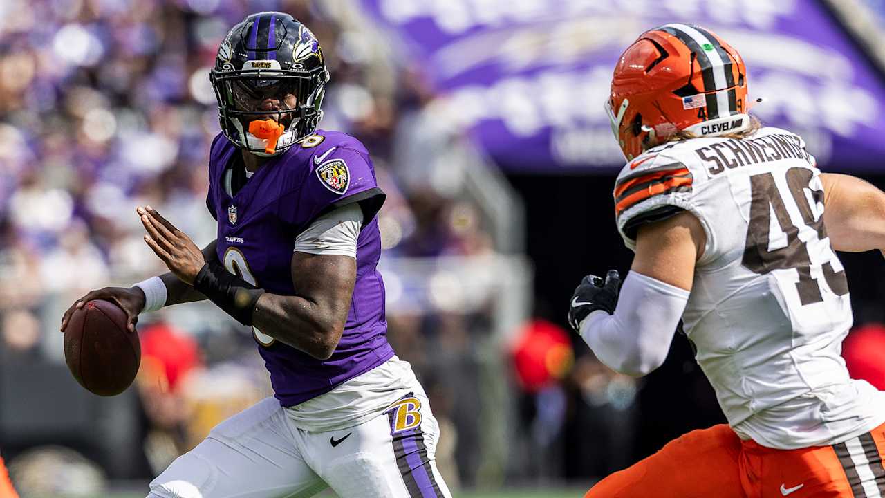 Featured image for Lamar Jackson's Evolution Faces Vikings' Blitz in Week 10 Clash