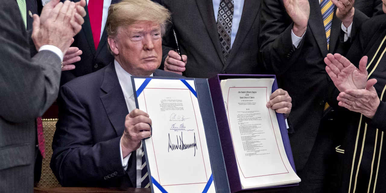 Featured image for The Greed and Fear Behind Silicon Valley Bank's Collapse.