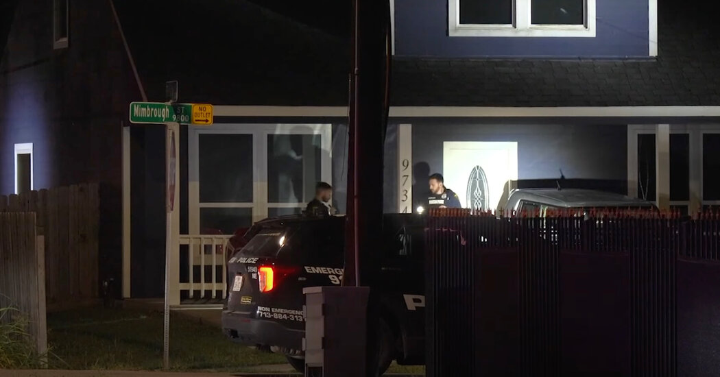 Featured image for 10-Year-Old Critically Shot During Ding-Dong Ditch Prank in Houston