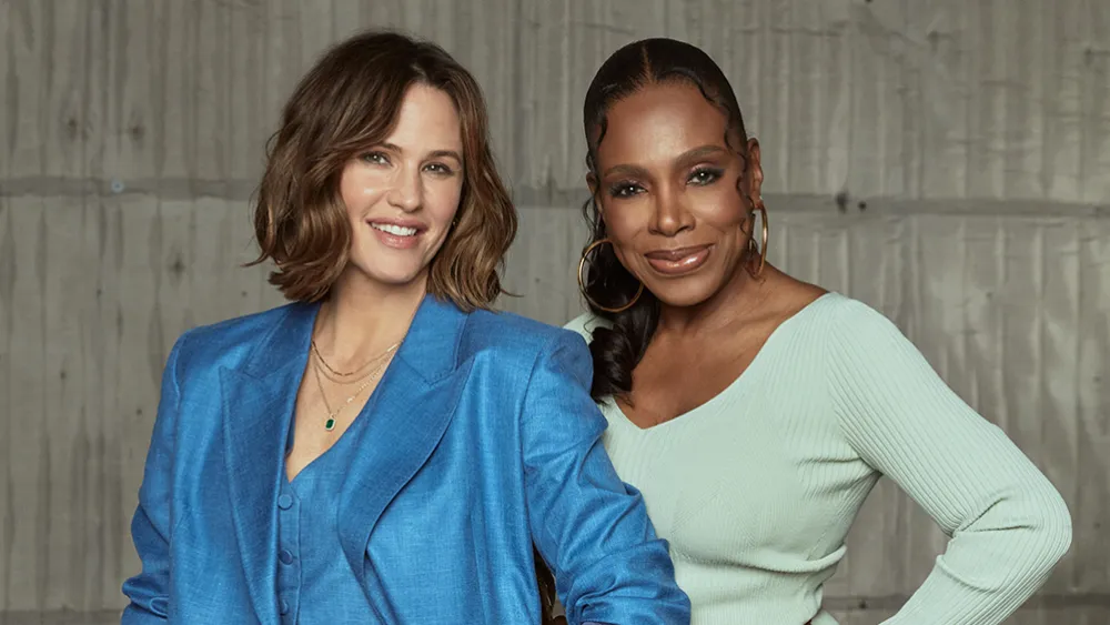 Featured image for Jennifer Garner and Sheryl Lee Ralph's Bond Overcoming Adversity