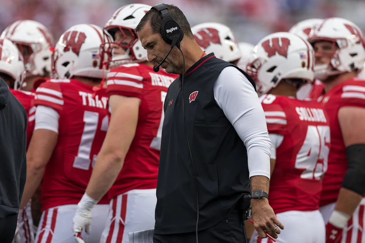 Featured image for Maryland Dominates Wisconsin in 27-10 Victory