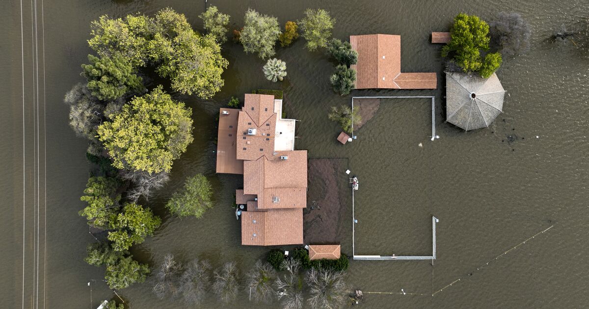 Featured image for California's Snowpack Melts Rapidly, Raising Flood Concerns.