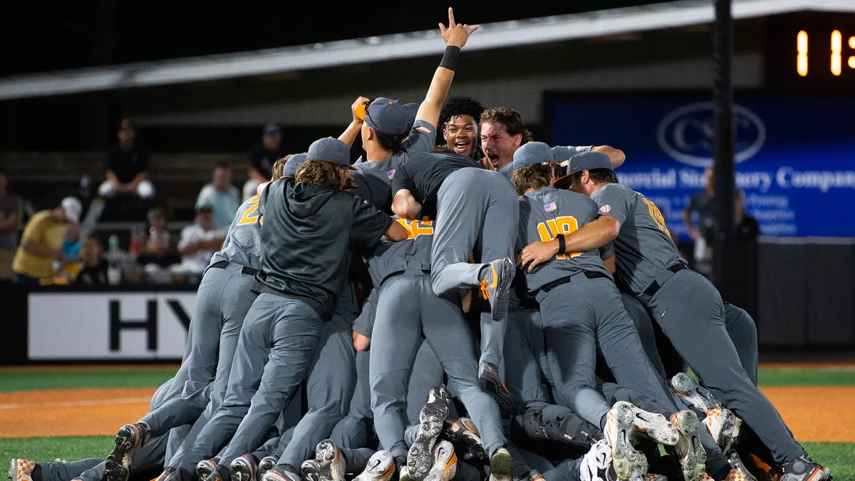 Featured image for Tennessee advances to College World Series after Game 3 win over Southern Miss.