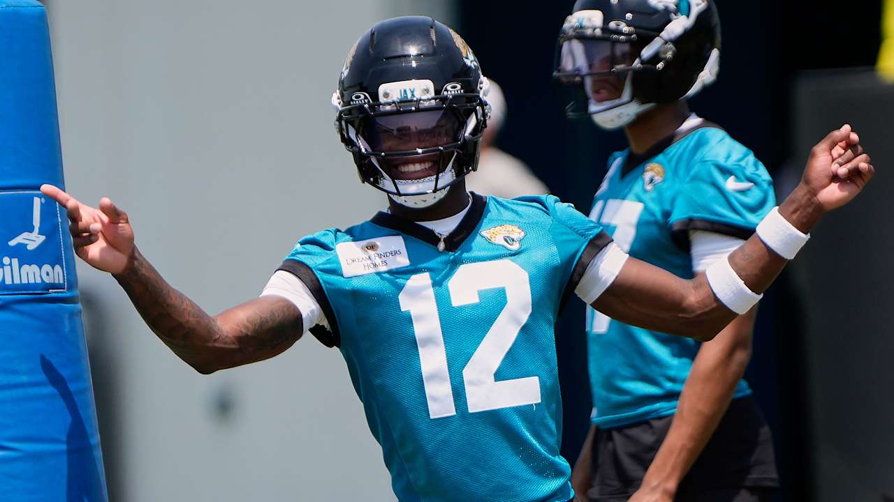 Featured image for 2025 NFL Offensive Player of the Year Race Heats Up