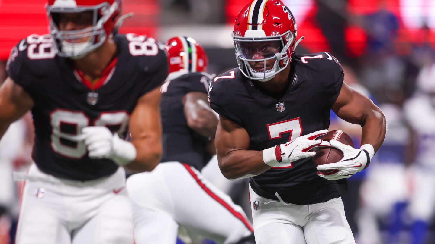 Featured image for Bijan Robinson Leads Falcons to Victory Over Bills on Monday Night