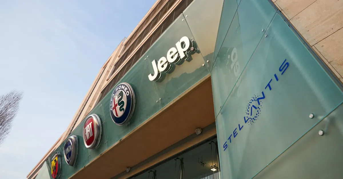 Featured image for Stellantis halts construction of Ontario EV battery plant over funding dispute.